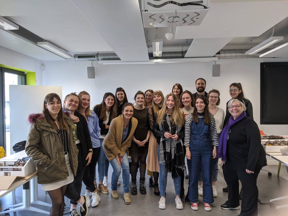 RESTITUTION DES PROJETS filles de esdl ecole superieure de design des landes La_Halle_ternative